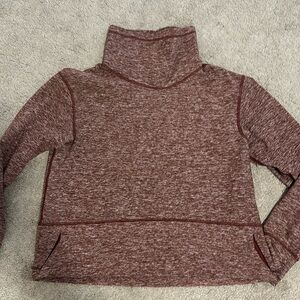 Lululemon long sleeve size 8
